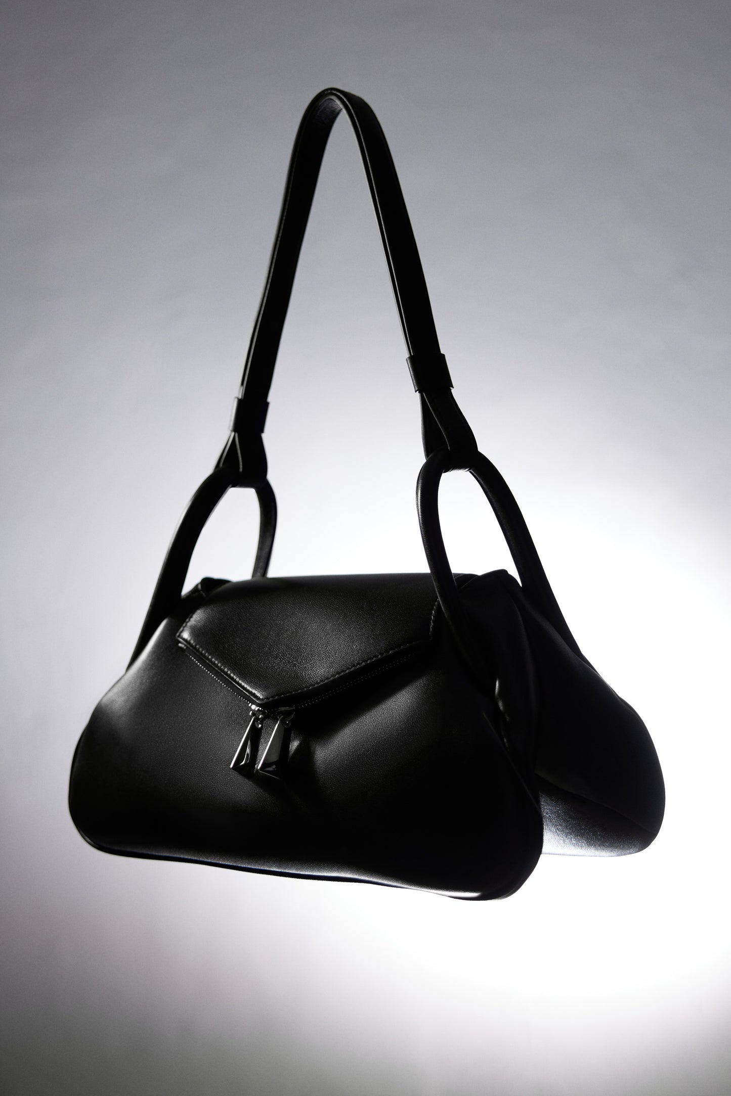 Gemini Shoulder Bag Black Nappa