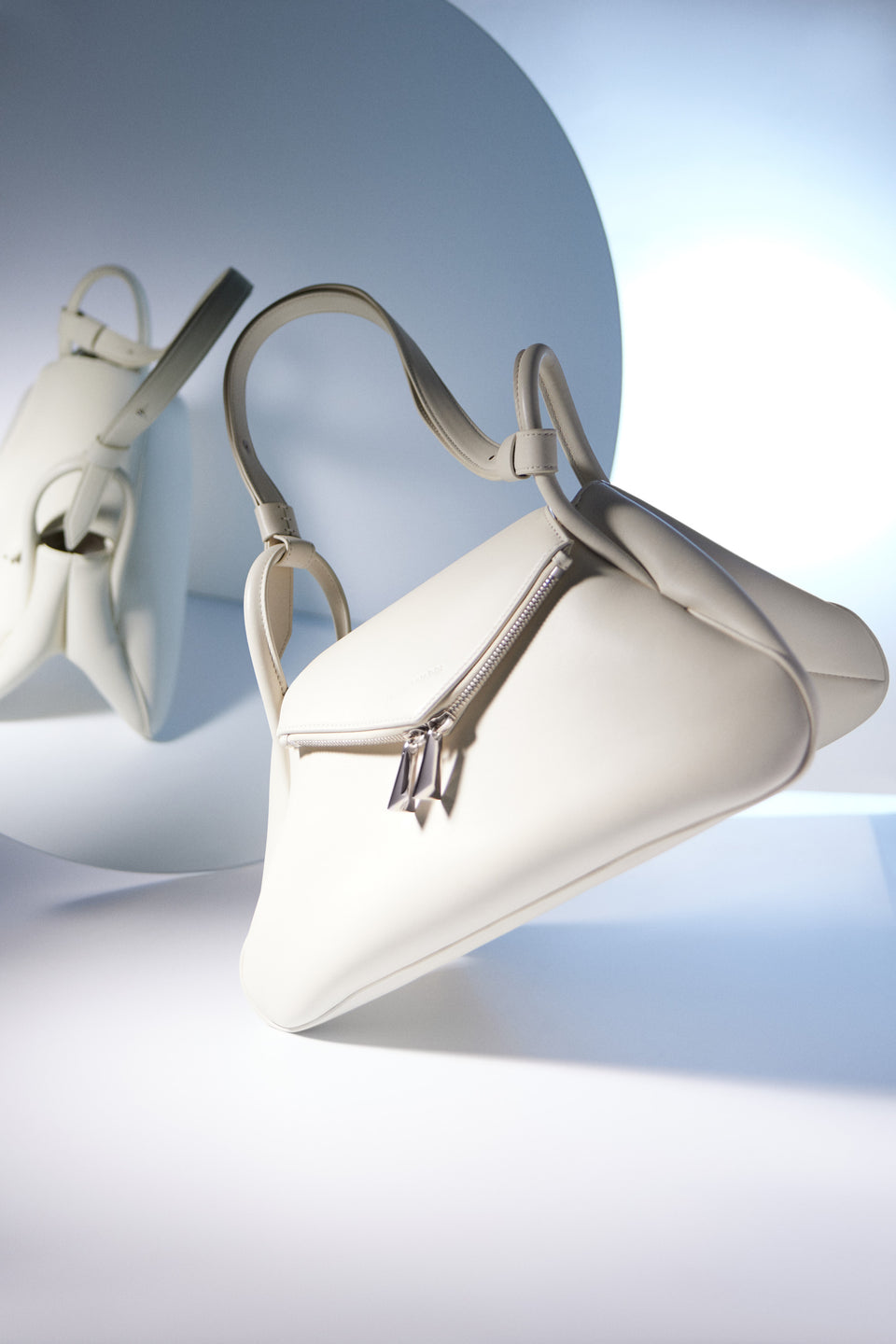 Gemini Shoulder Bag Almond Nappa