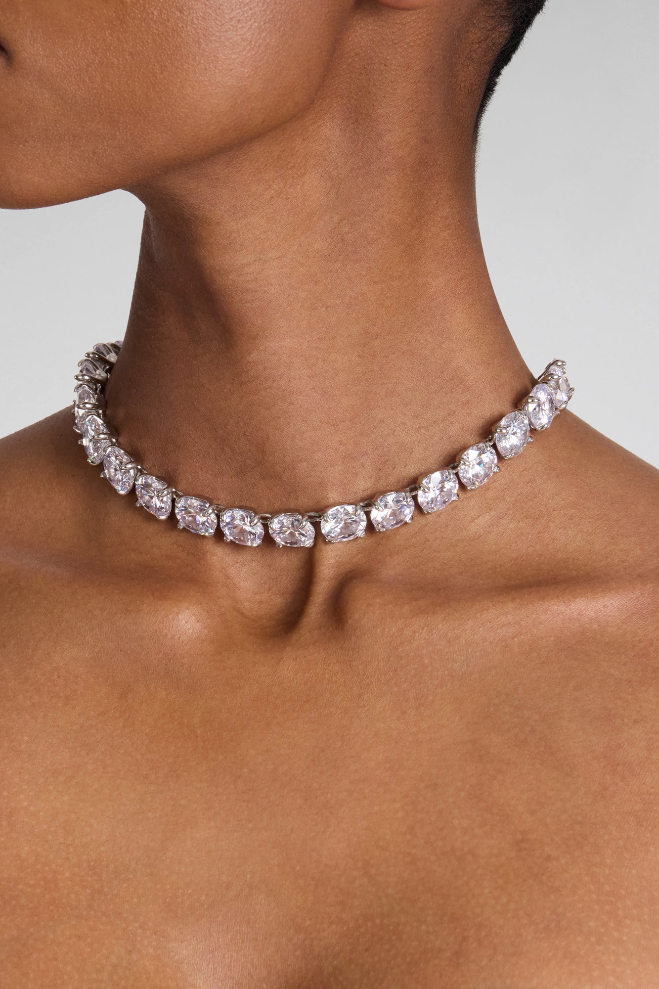 Gigi Choker Silver Base And White Crystals