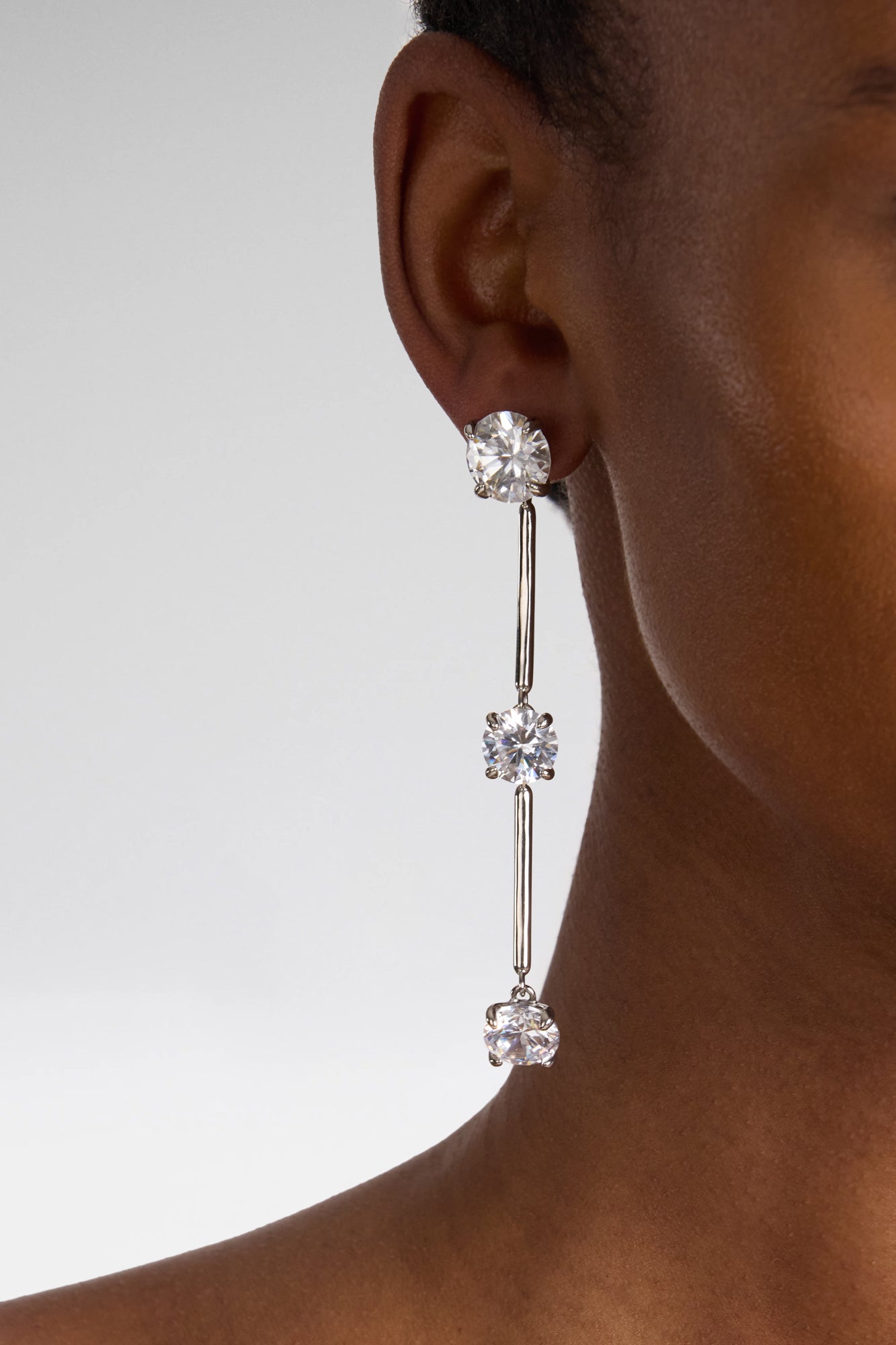 Gigi Earring Pendant With White Crystal And Silver Base