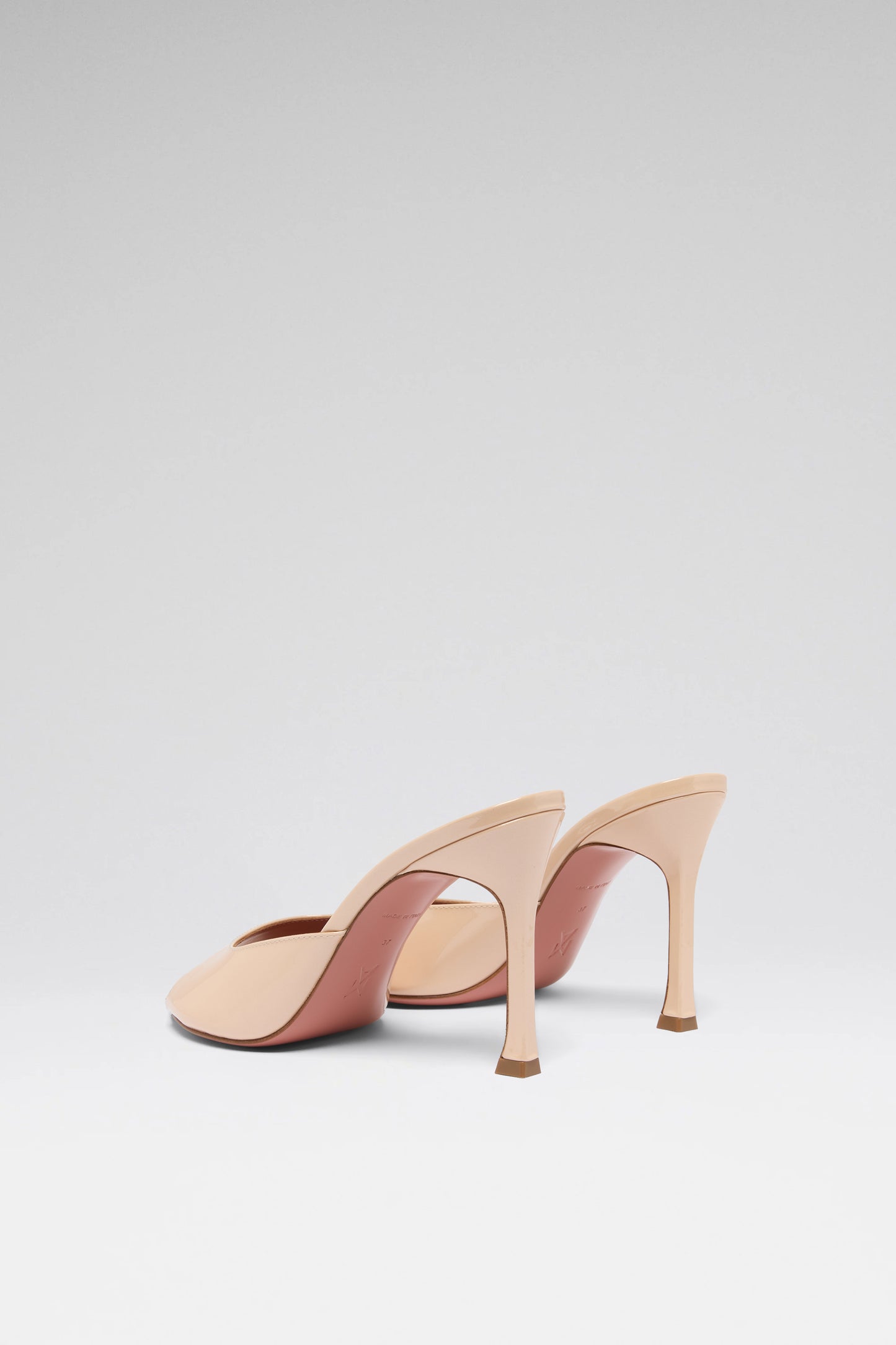 Alexa 95 luxury slippers