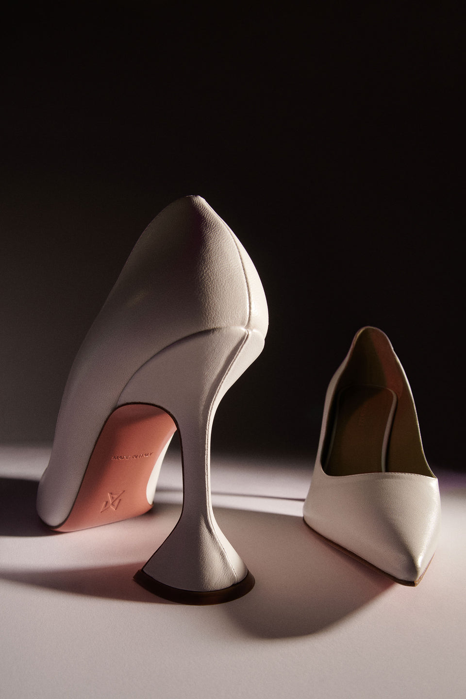 Ami Pump 95 White Nappa