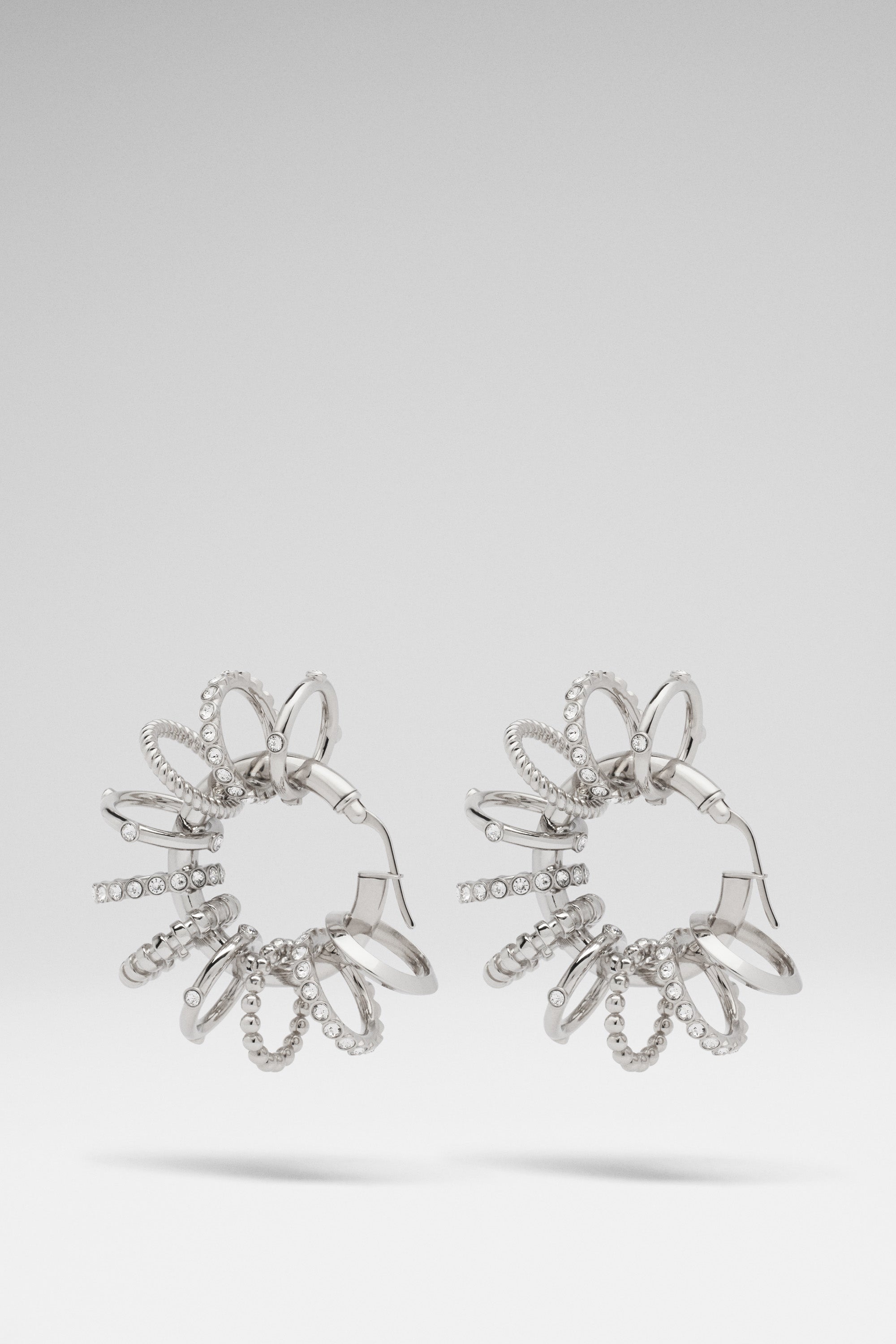 VIP【関税送料無料】希少 AMINA MUADDI EARRINGS Amina Muaddi | Jewelry | Amina Muaddi Earrings | Poshmark