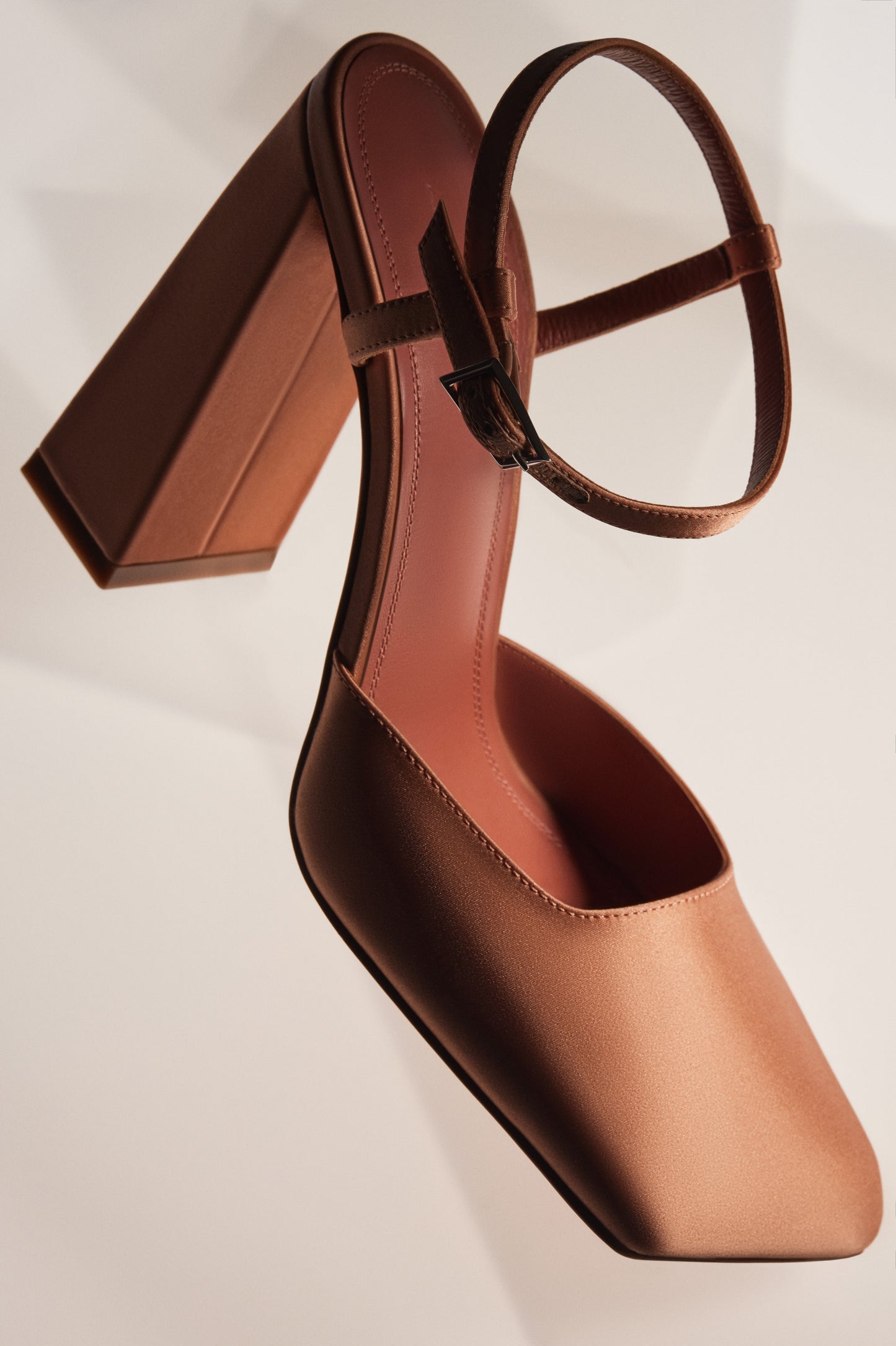 Charlotte Pump Latte Satin