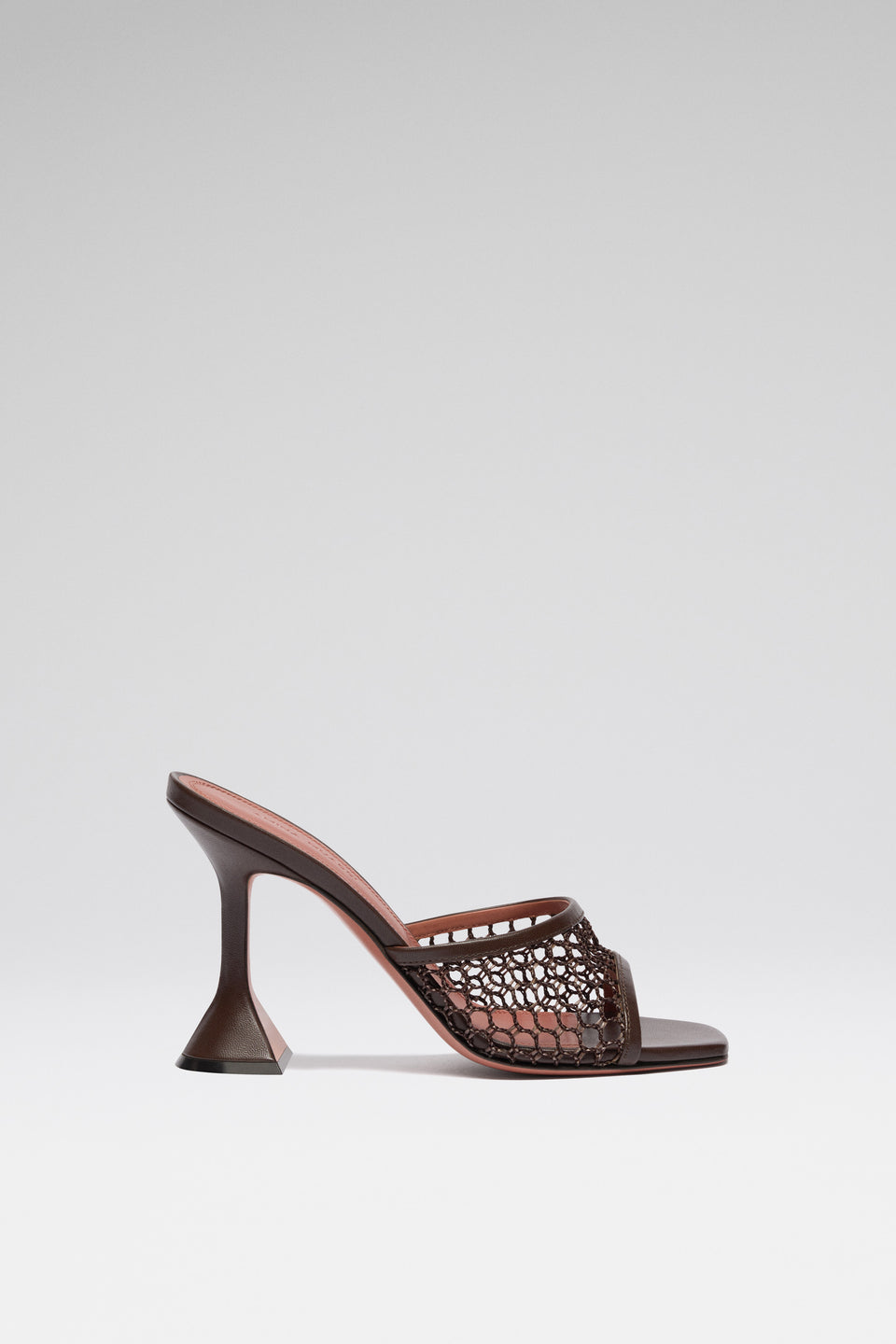 Lupita Net 95 Net Mocha Raffia