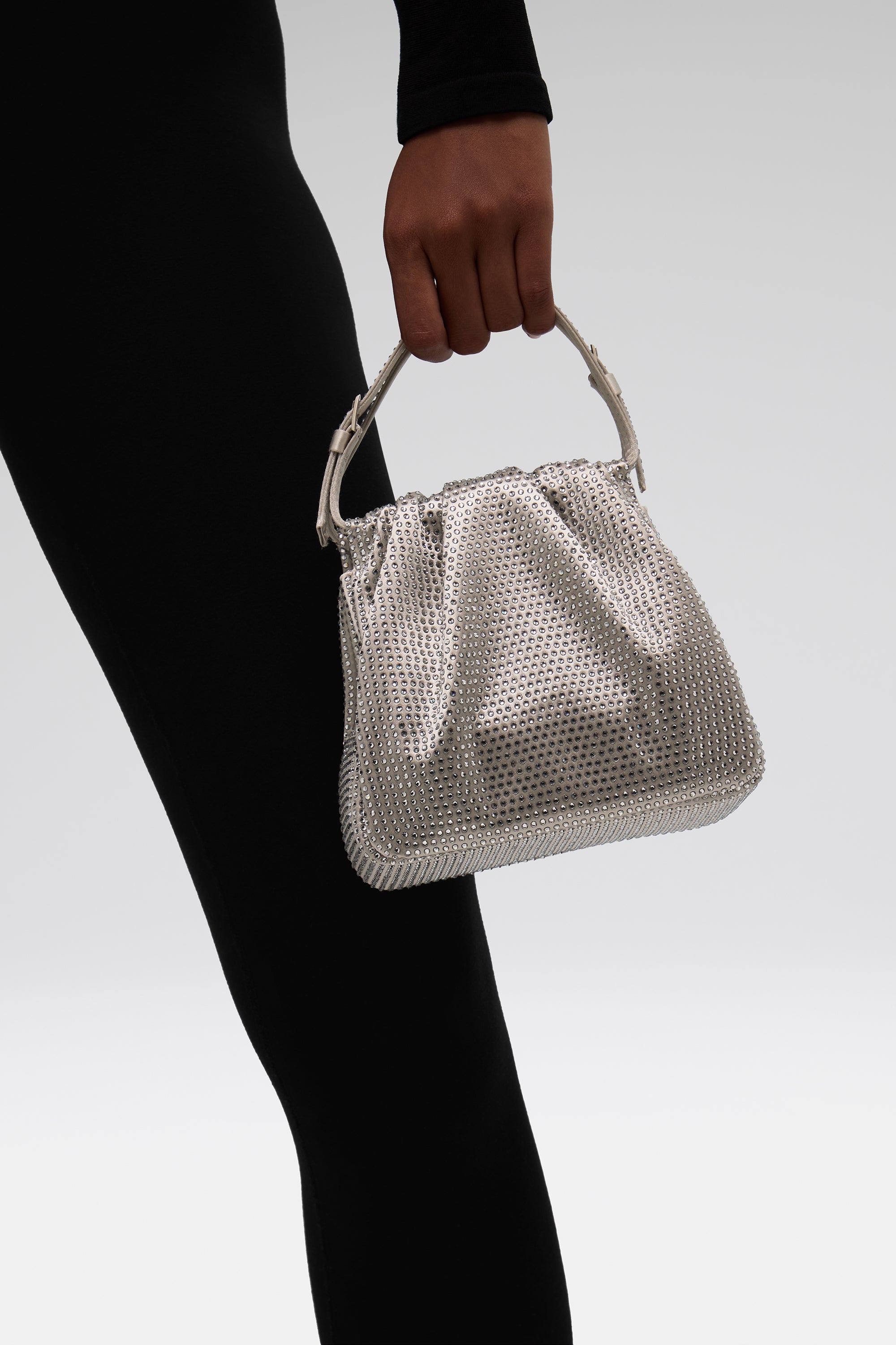 トートバッグ AMINA MUADDI Amina Muaddi Vittoria Crystal Handbag Vittoria Crystal Bag Butter Satin And White Crystals