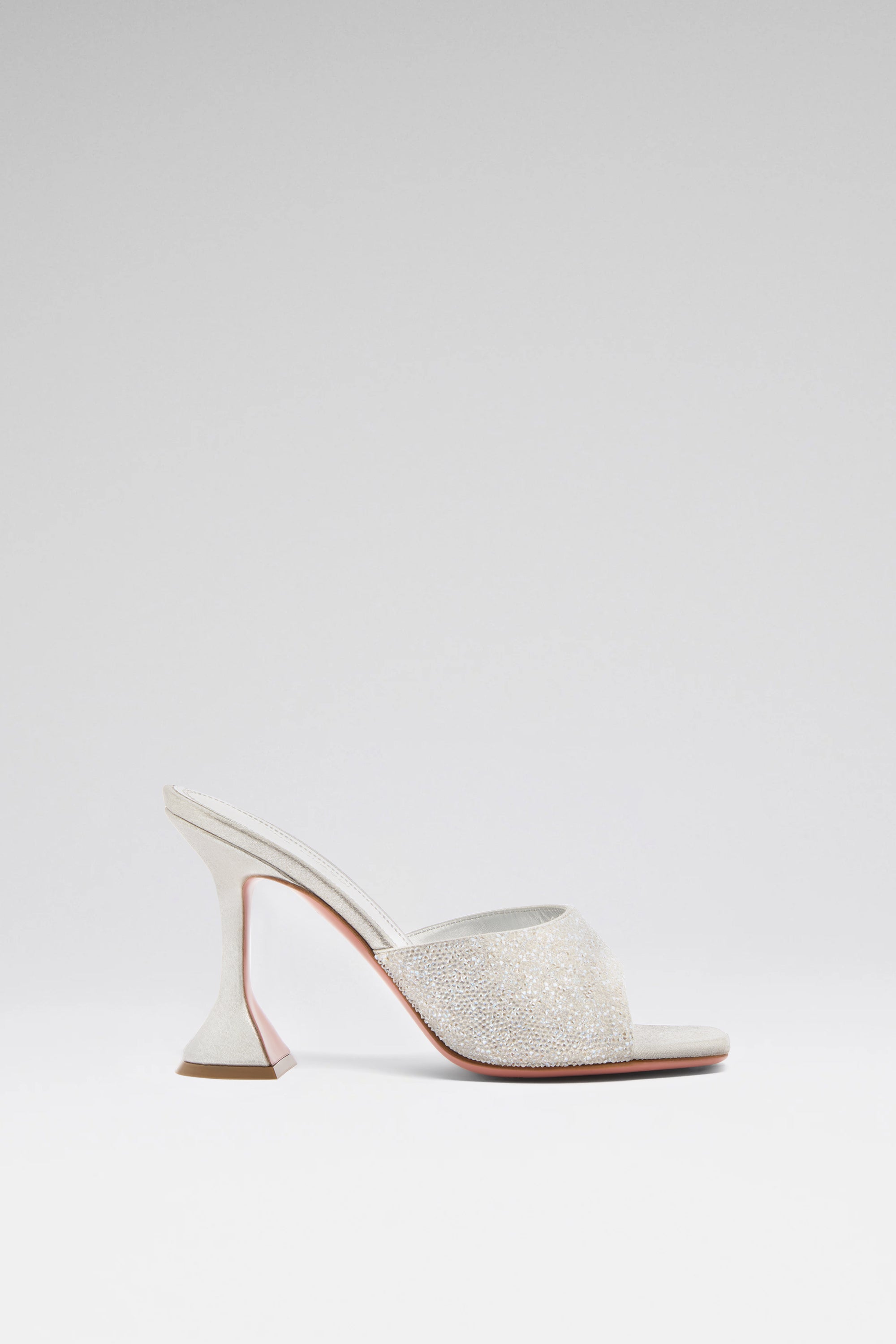 VIP【関税送料無料】希少 Amina Muaddi Lupita Crystal Sandals Lupita Crystal Dust Slipper Silver Satin And White Crystals