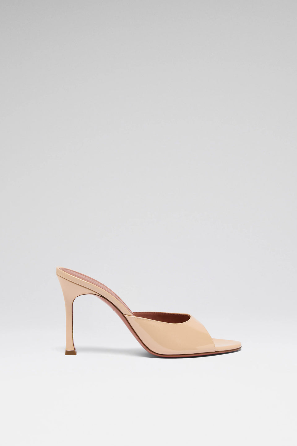 Alexa 95 designer slippers 