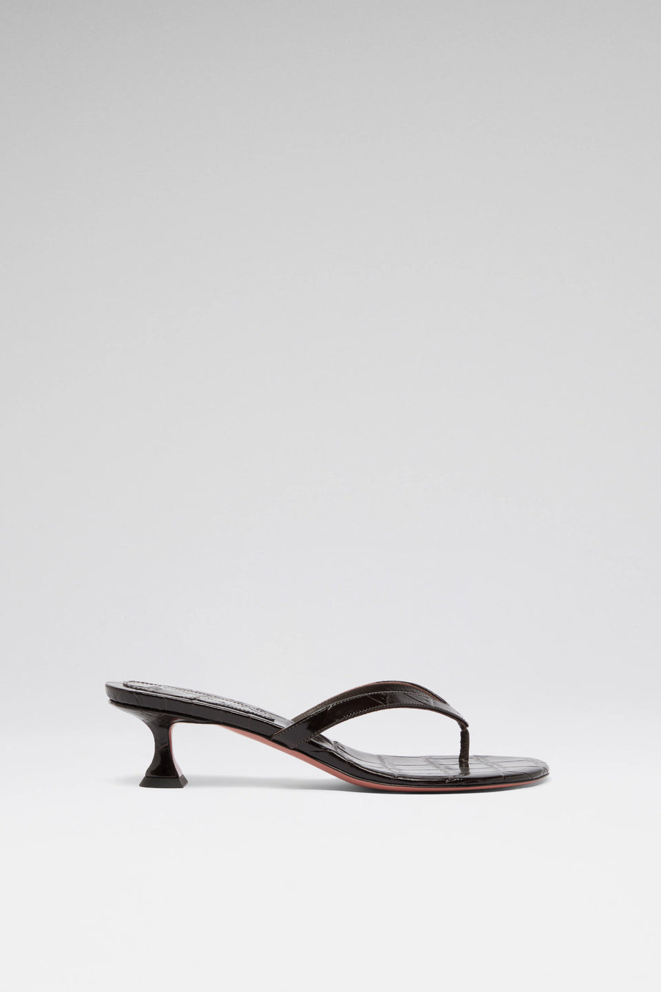 Juliette Thong 45 Shiny Coffee Croc