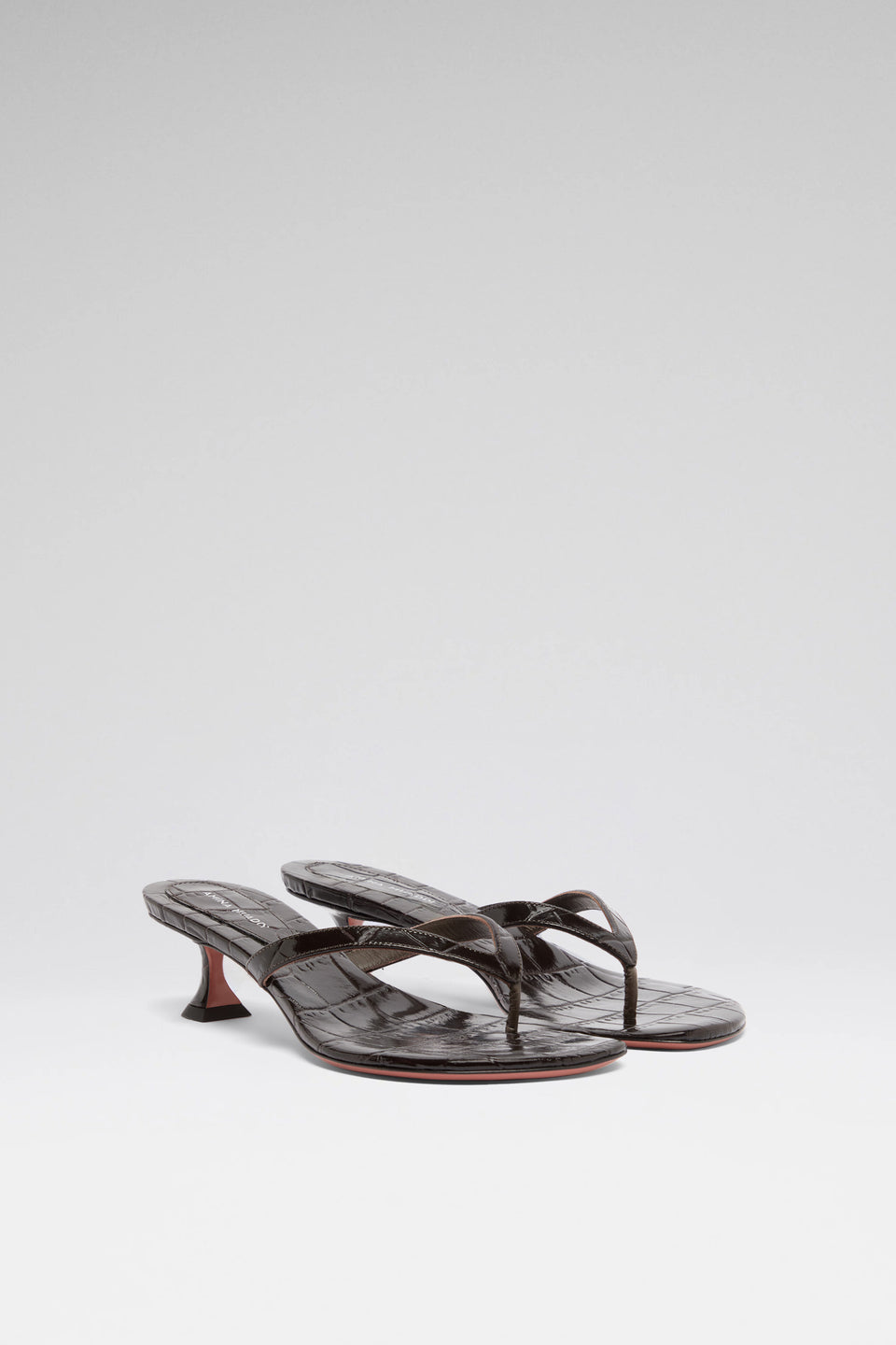 Juliette Thong 45 Shiny Coffee Croc
