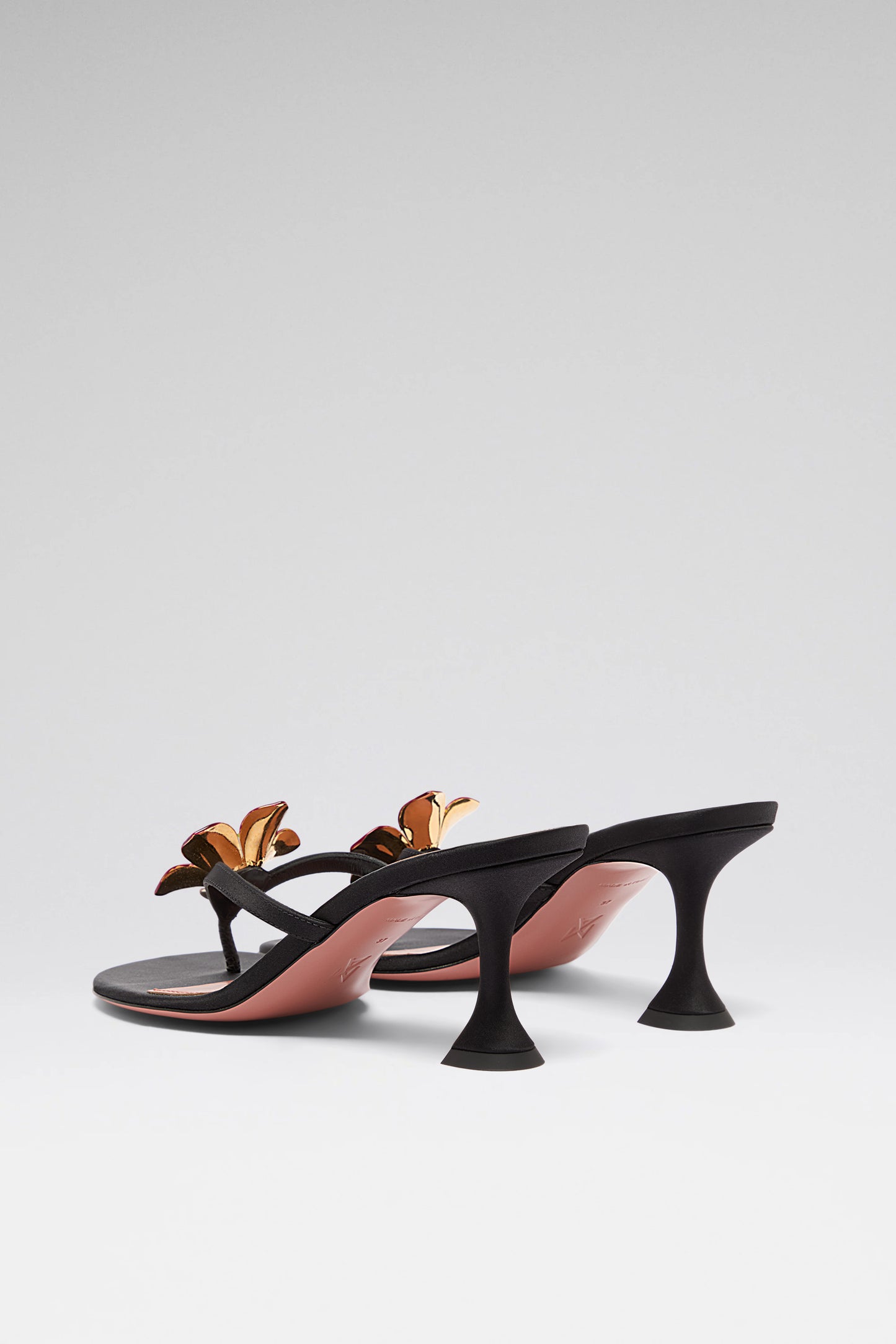 Vittoria 70 luxury black enamel flower satin thong sandals for women