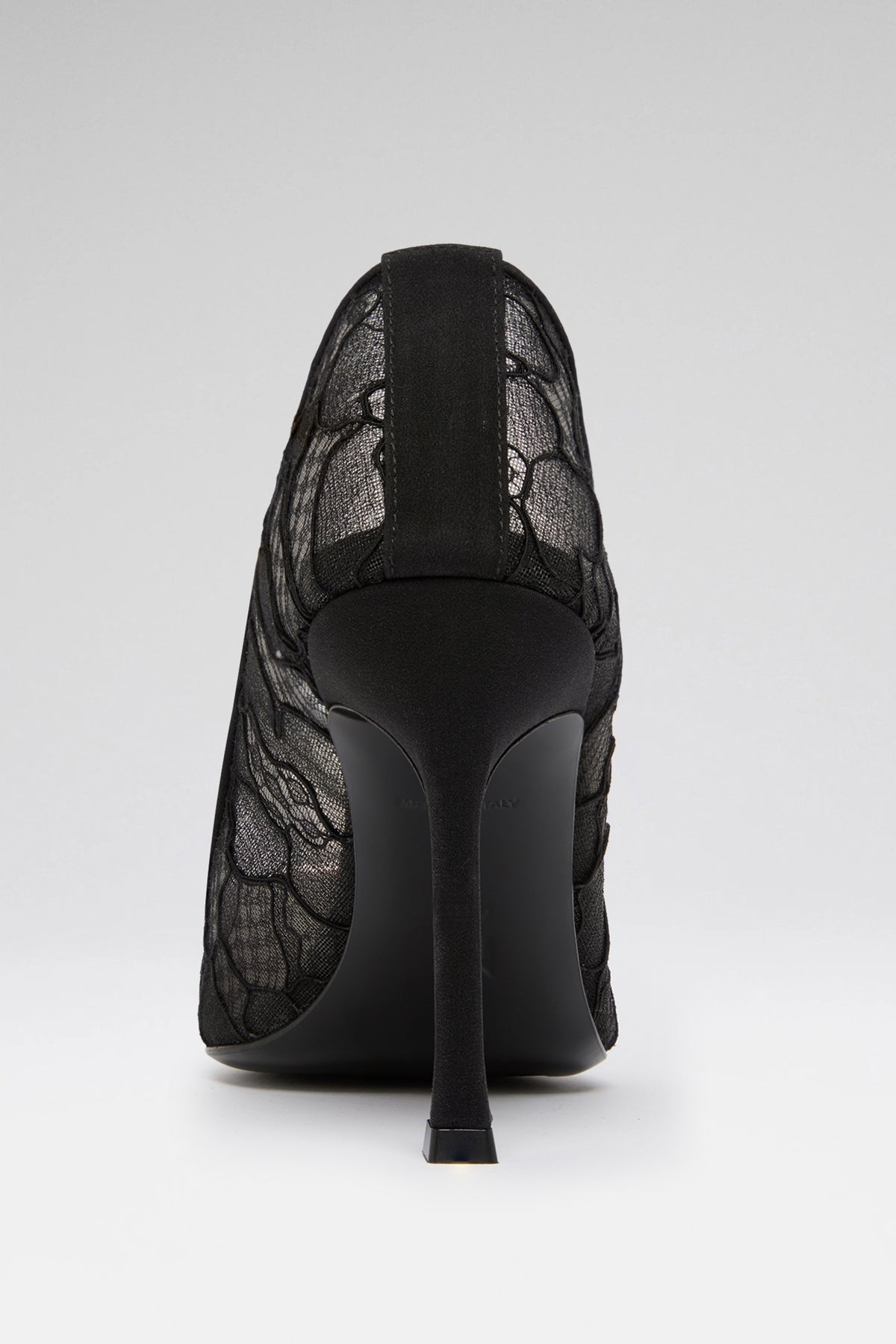 Camelia Lace 90 designer pumps
