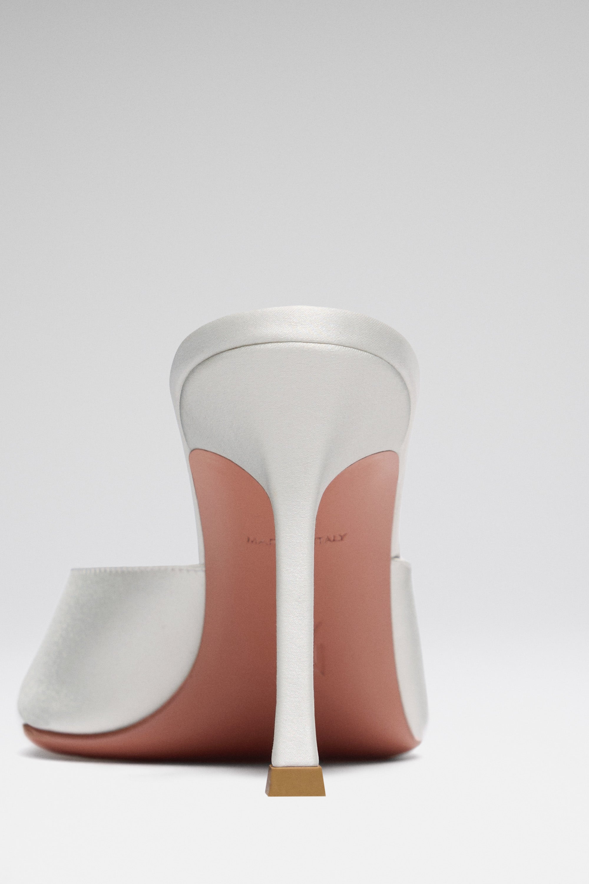 ☆sale☆アミナ・モアディ Alexa 90 ブラックレザーミュール Alexa Slipper 90 White Satin