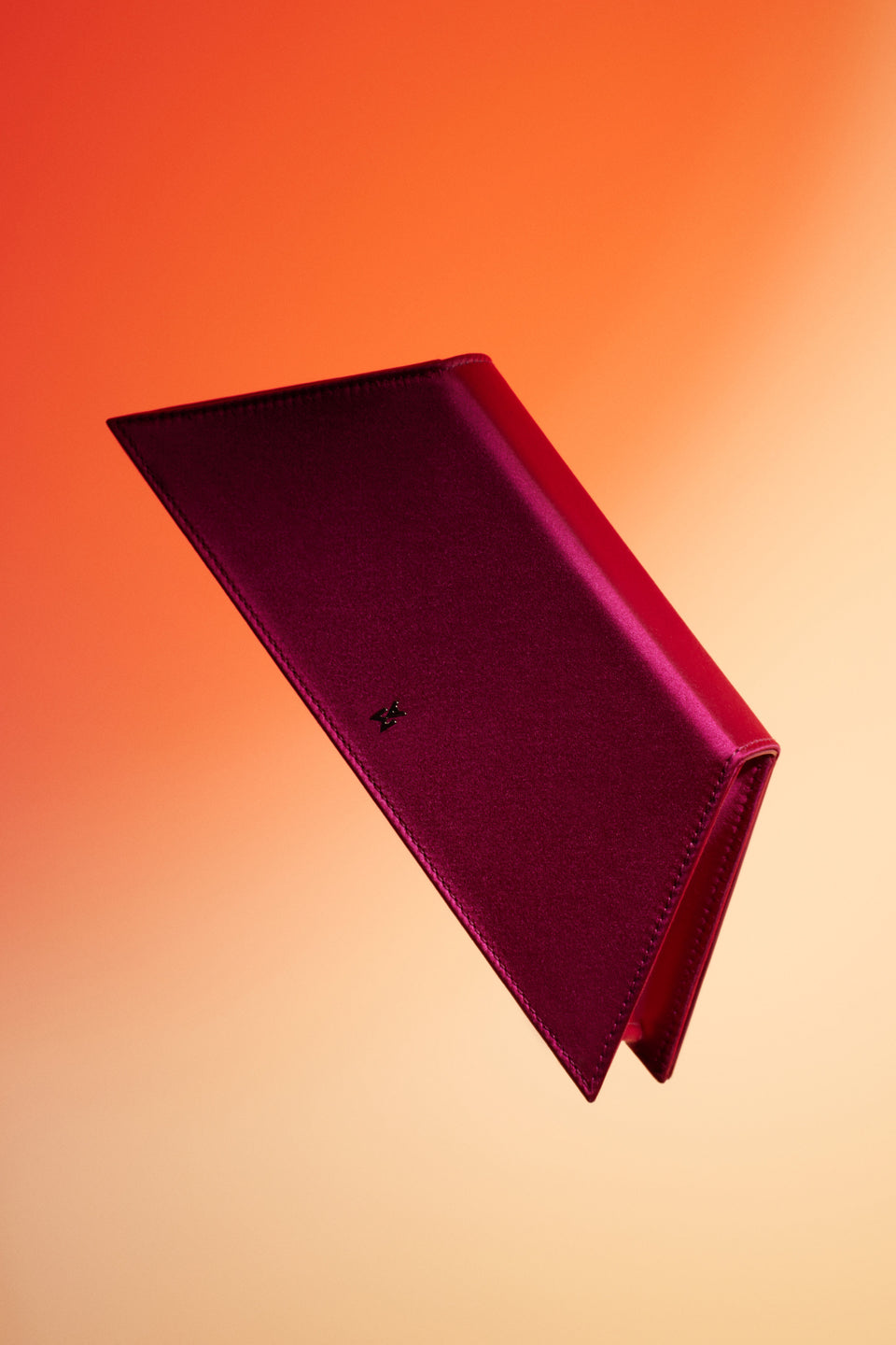 Superamini Yigit Clutch Raspberry Satin