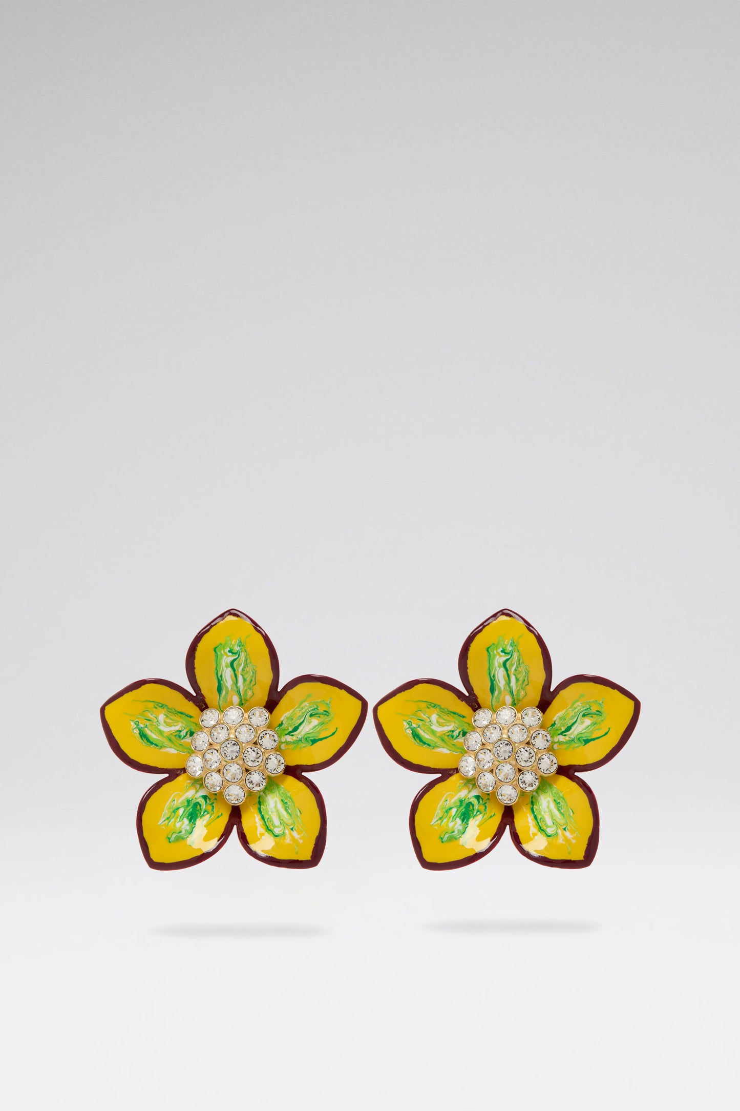 Vittoria Earring Green/Yellow Enamel Flower