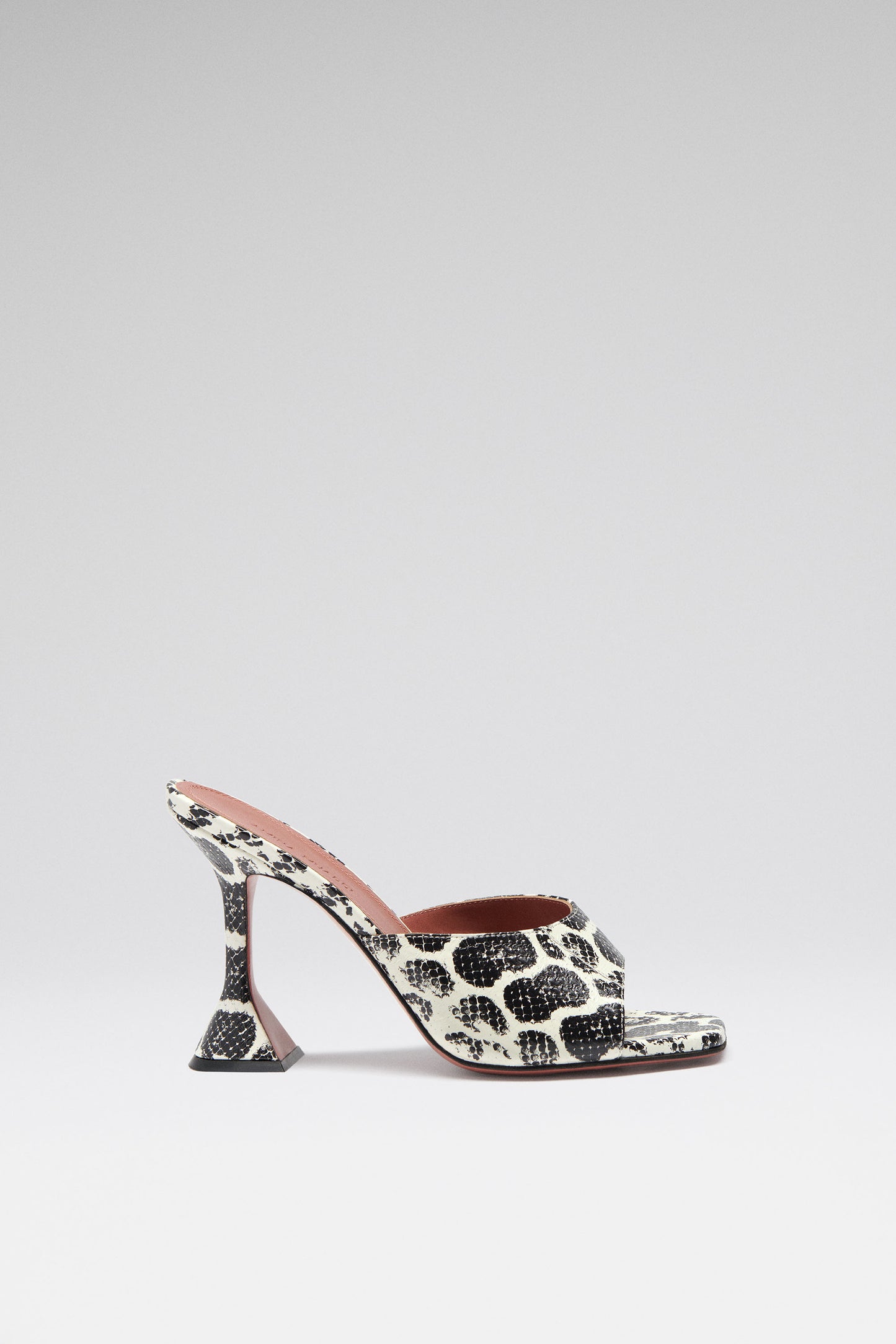 Lupita Slipper Safari Snake