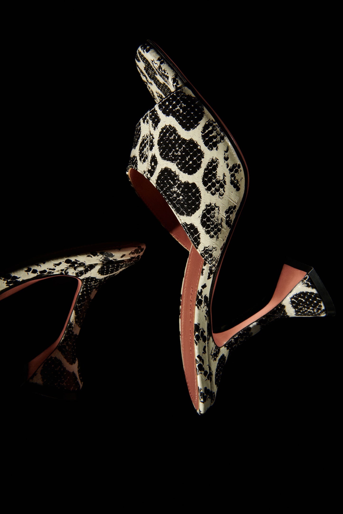 Lupita Slipper Safari Snake